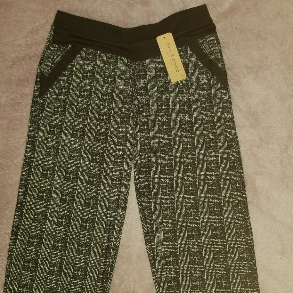 Stretchy ankle pants
